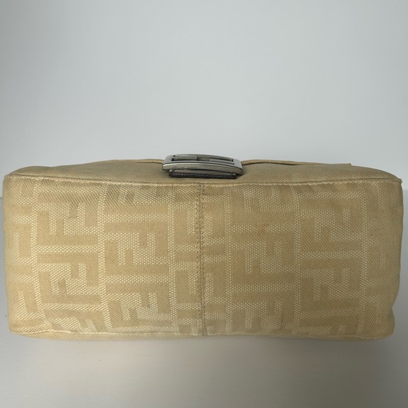 Authentic Fendi Zucca Mama Baguette - Picture 10 of 16